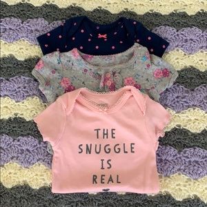 3/$12✨Bundle of 3 Baby Girl Onsies✨